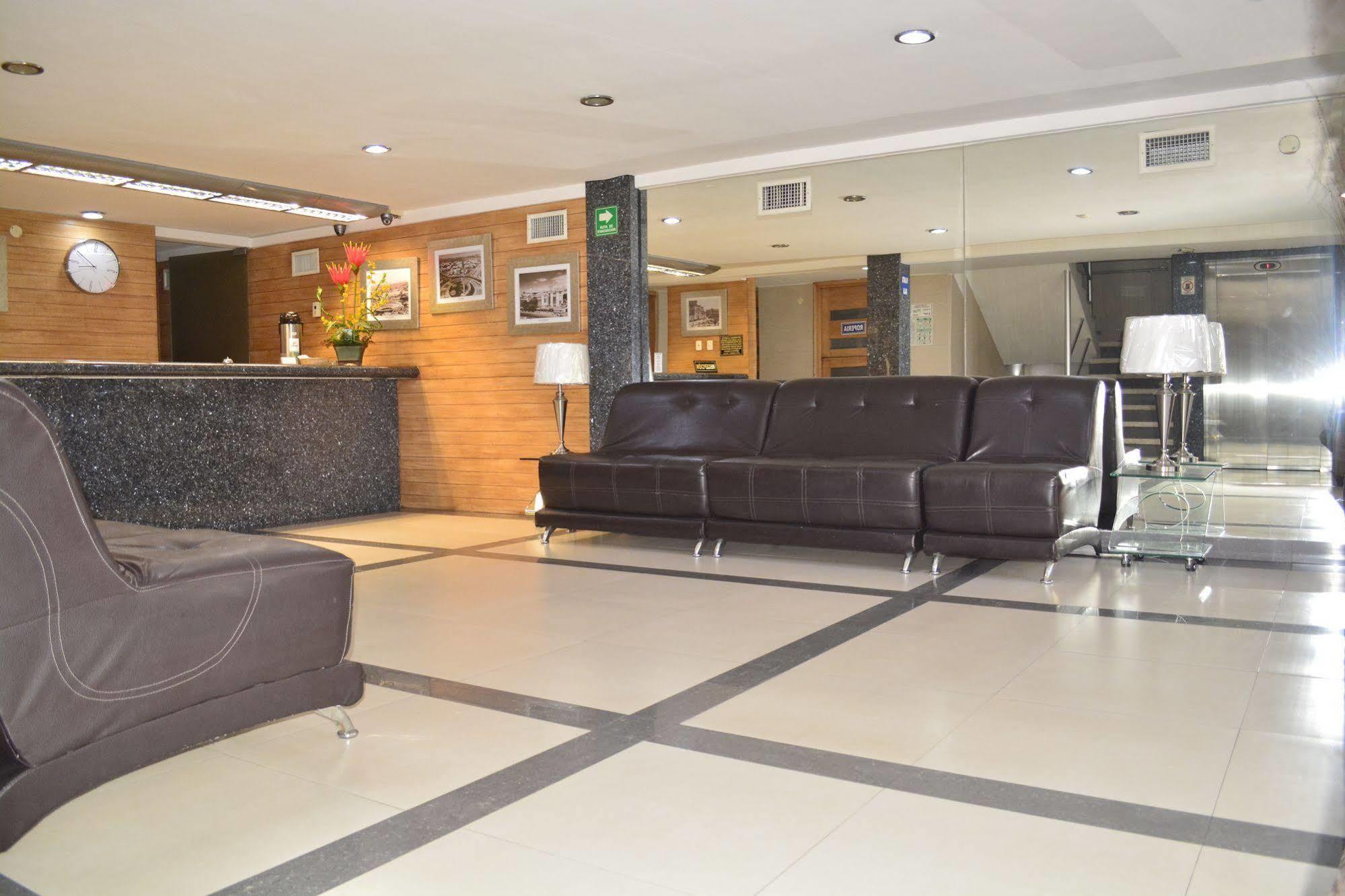 Hotel Porto Alegre Guadalajara Exteriör bild